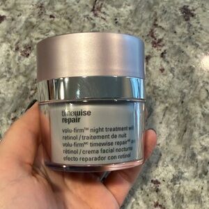 Mary Kay Timewise Repair Night Treatment - Pink and Silver
